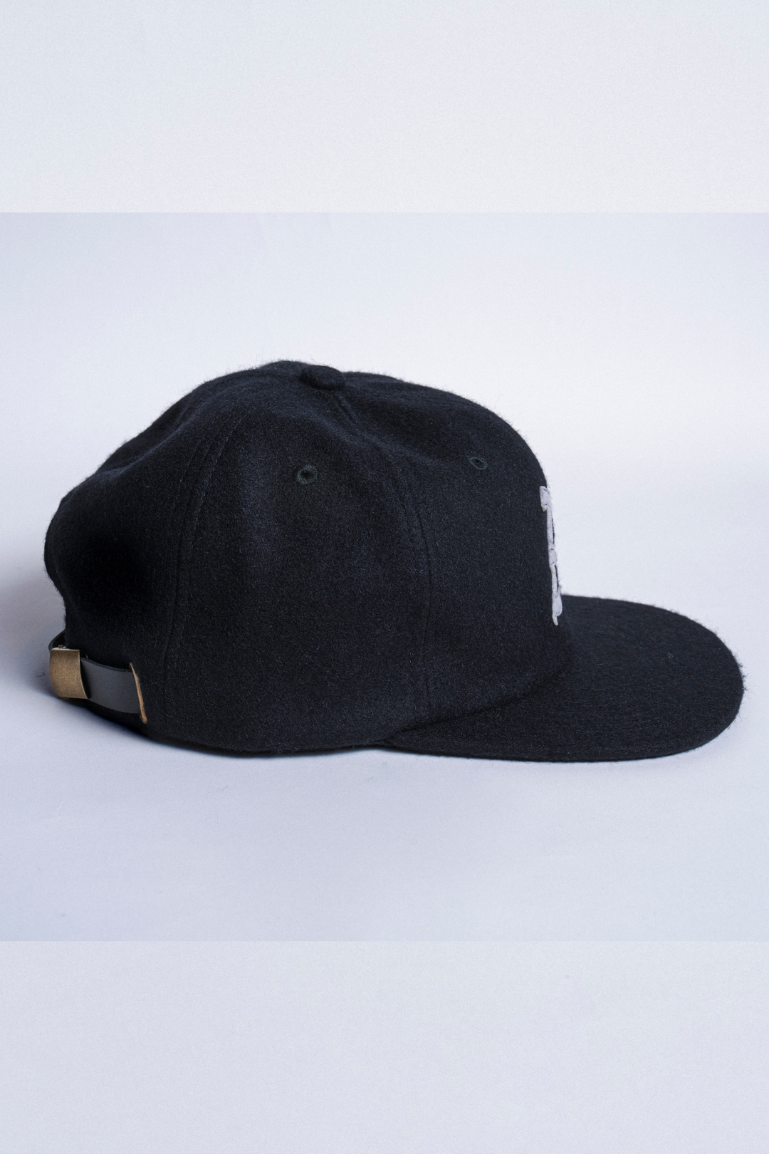 WOOL SIX PANEL STRAPBACK