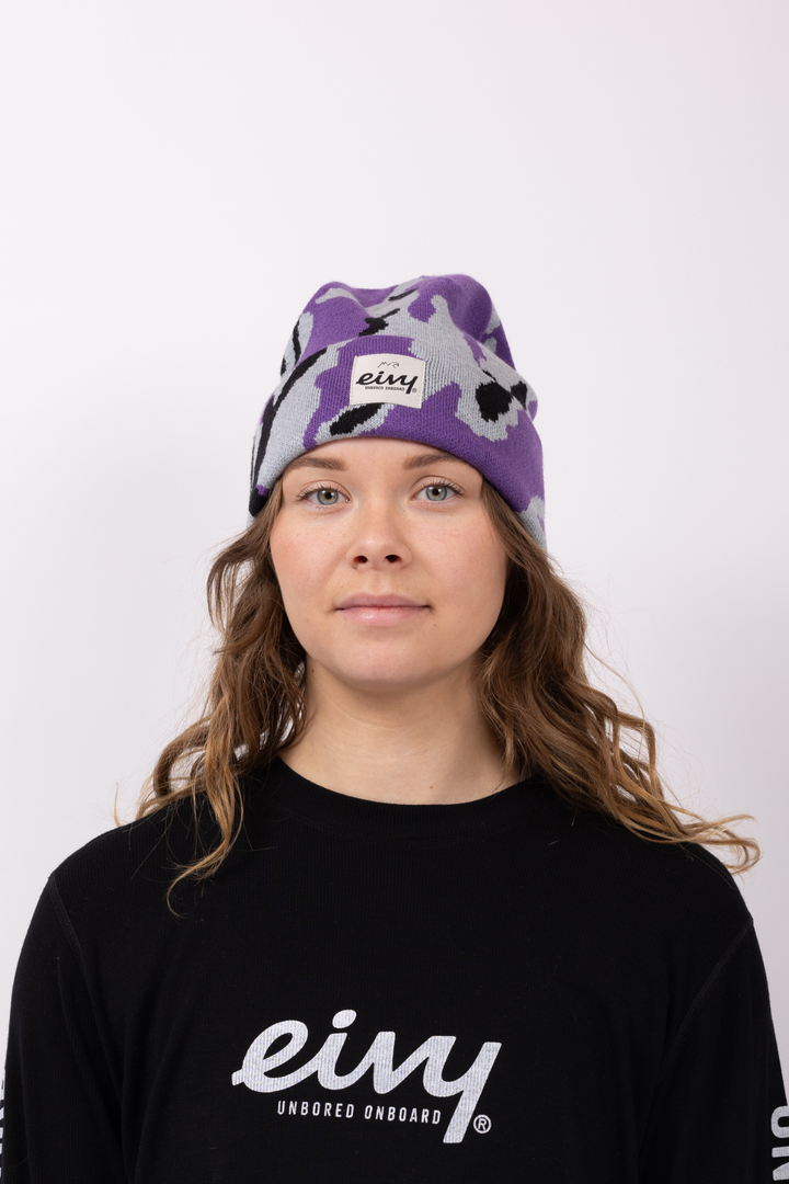 HEAVY JAQUARD BEANIE