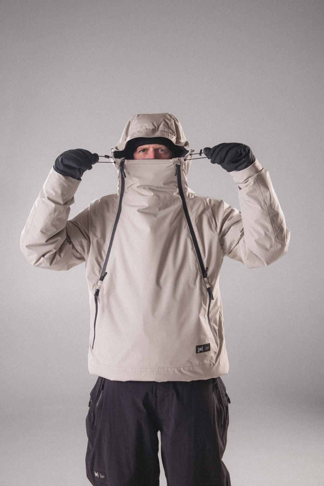 AFTERSHOCK ANORAK