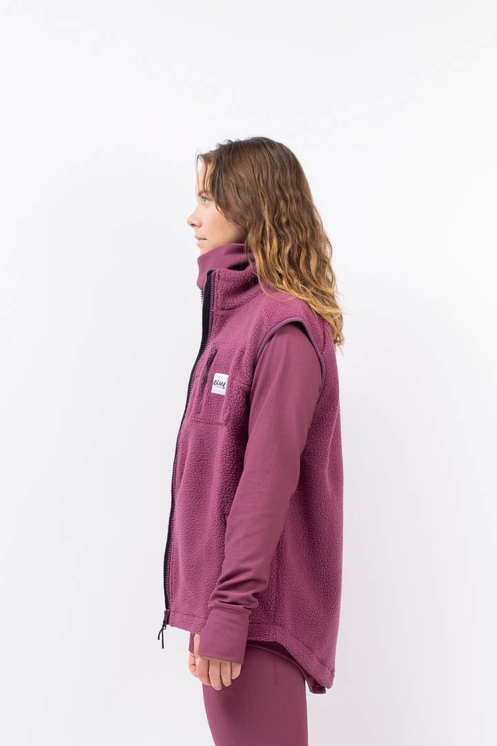 LUMBERJACKIE SHERPA VEST