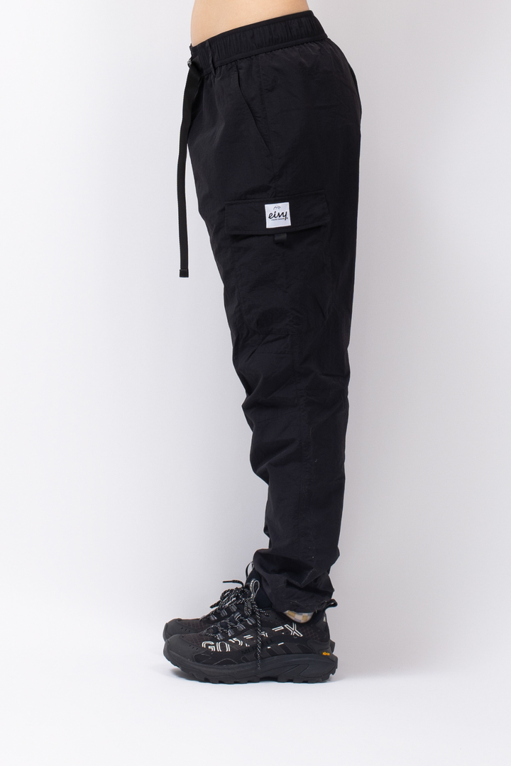 FITTED OUTDOOR PANTS