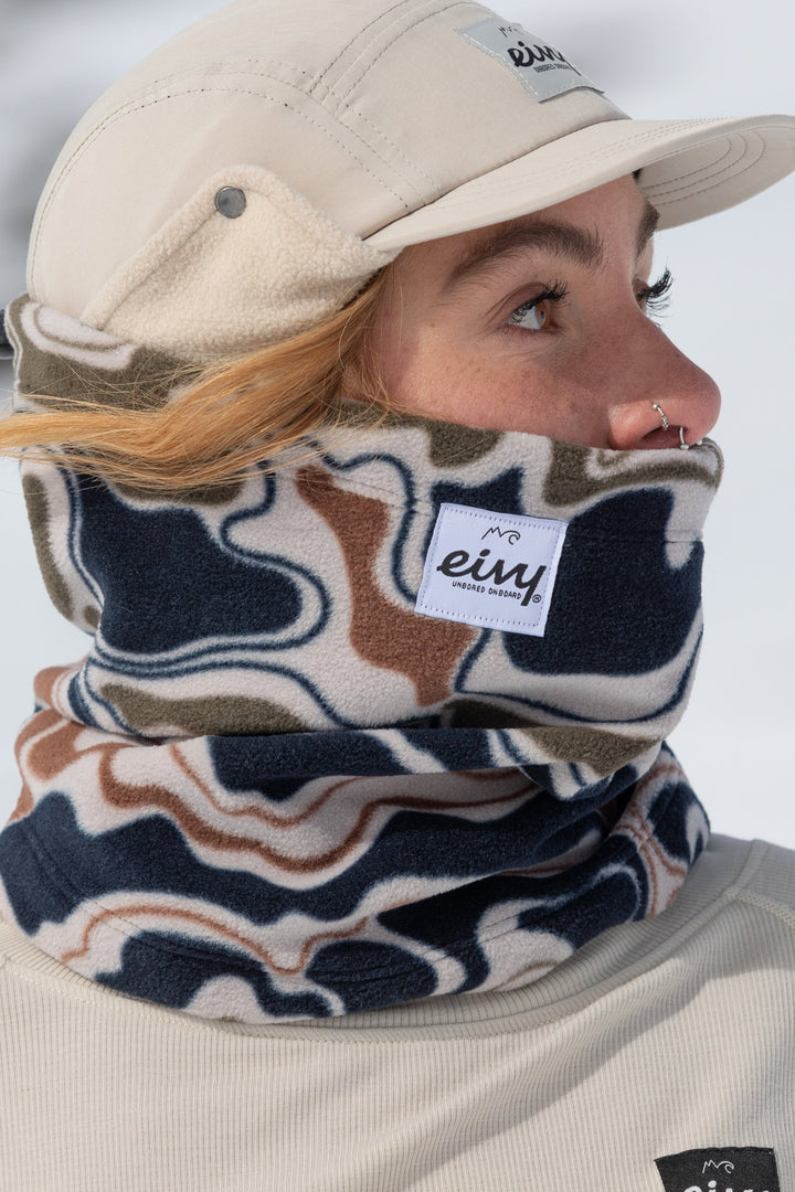 ADJUSTABLE SHERPA NECKWARMER
