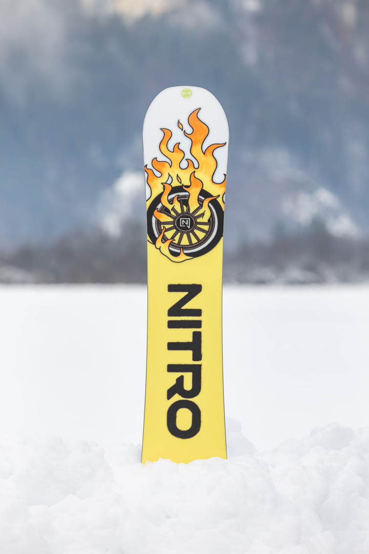 TEAM PRO MARCUS KLEVELAND SNOWBOARD