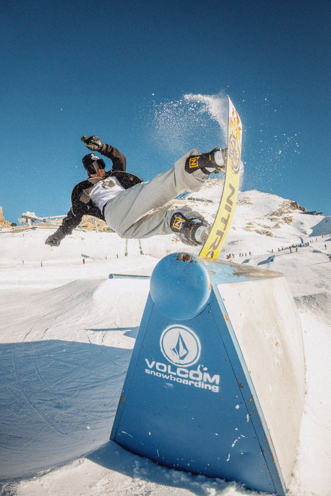 TEAM PRO MARCUS KLEVELAND SNOWBOARD