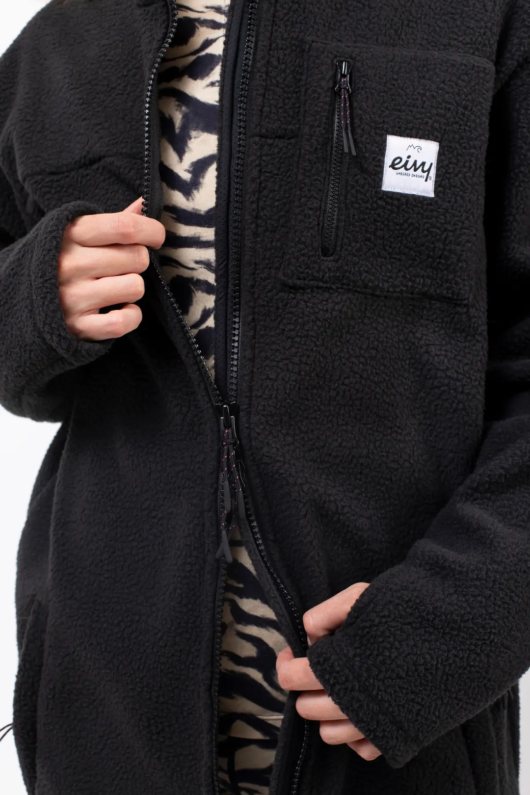 VERSA SHERPA COAT