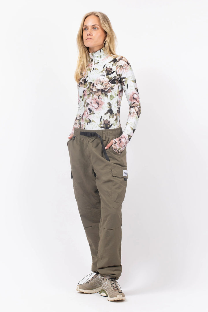 FITTED OUTDOOR PANTS