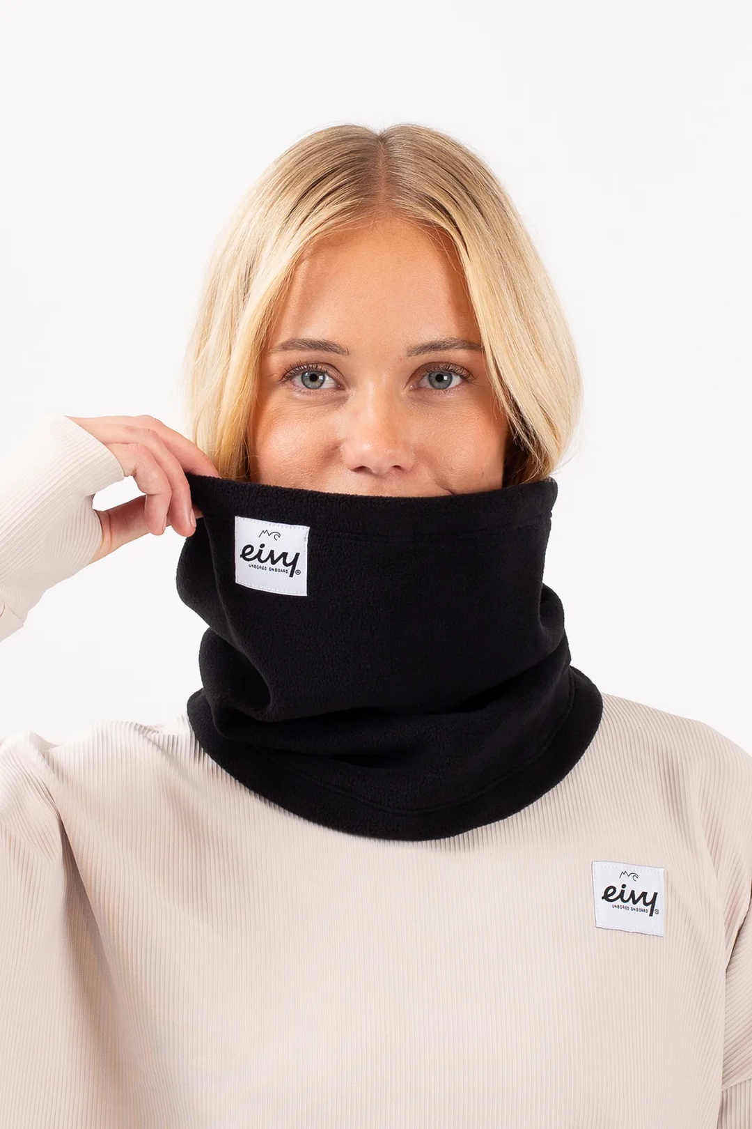 ADJUSTABLE SHERPA NECKWARMER