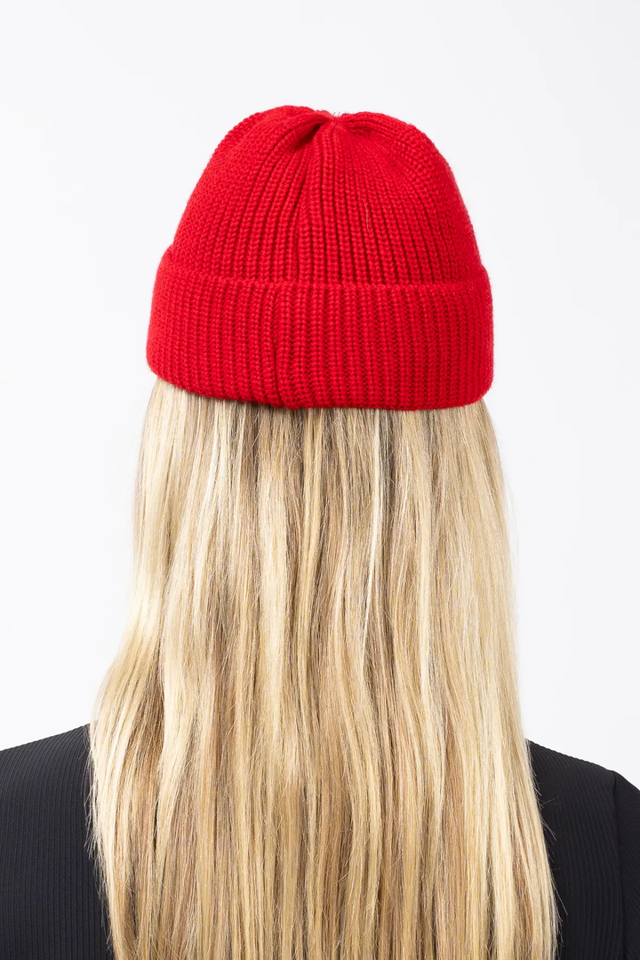 SHORTY KNIT BEANIE